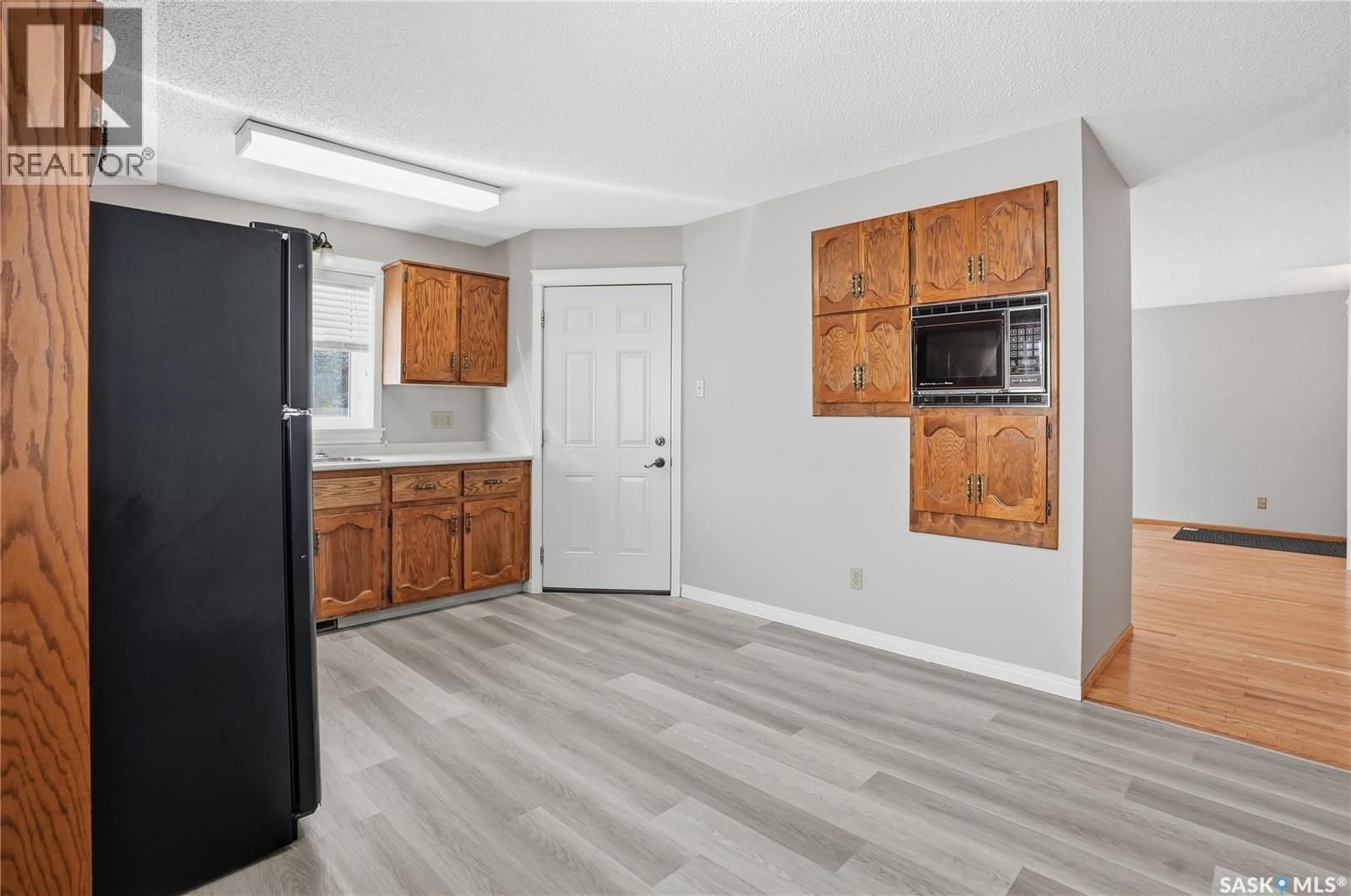 223 Meilicke Road, Saskatoon, Saskatchewan  S7K 5V6 - Photo 8 - SK032136