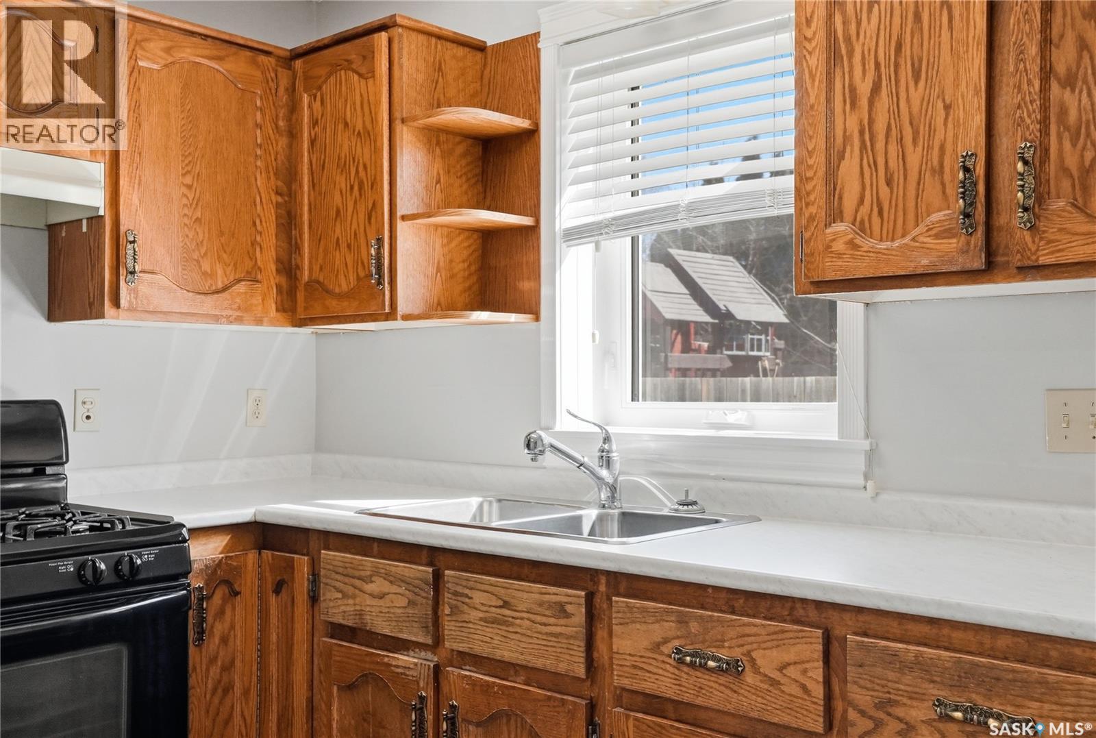 223 Meilicke Road, Saskatoon, Saskatchewan  S7K 5V6 - Photo 9 - SK032136