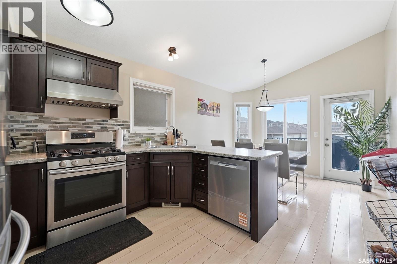 215 Snell Crescent, Saskatoon, Saskatchewan  S7T 0M7 - Photo 7 - SK032065