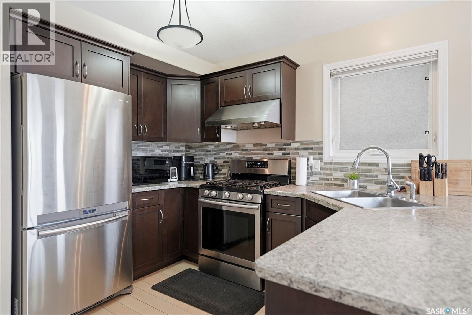 215 Snell Crescent, Saskatoon, Saskatchewan  S7T 0M7 - Photo 9 - SK032065