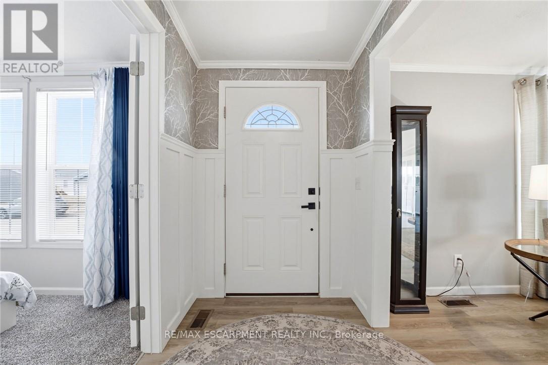 20 Hickory Hollow, Haldimand, Ontario  N0A 1L0 - Photo 12 - X12960044