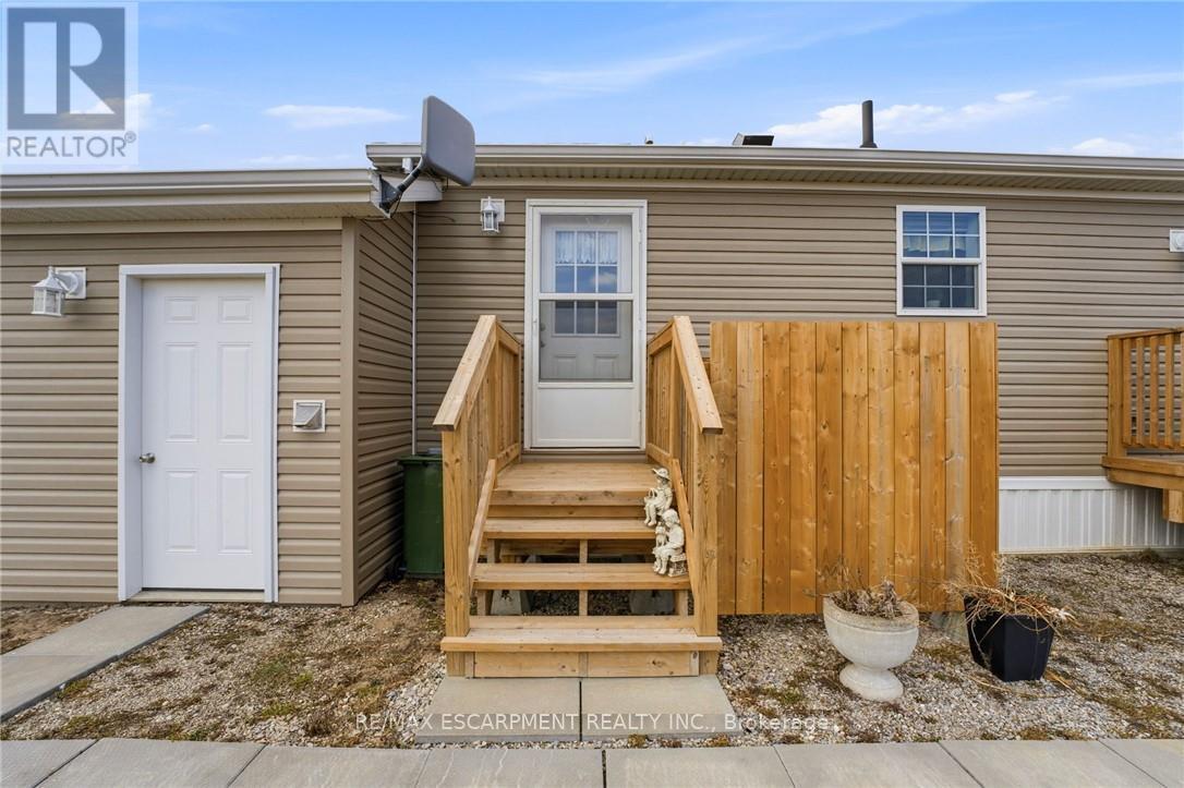 20 Hickory Hollow, Haldimand, Ontario  N0A 1L0 - Photo 33 - X12960044