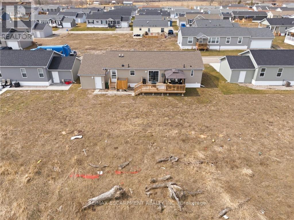 20 Hickory Hollow, Haldimand, Ontario  N0A 1L0 - Photo 4 - X12960044