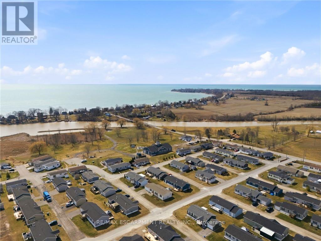 20 Hickory Hollow, Haldimand, Ontario  N0A 1L0 - Photo 7 - X12960044