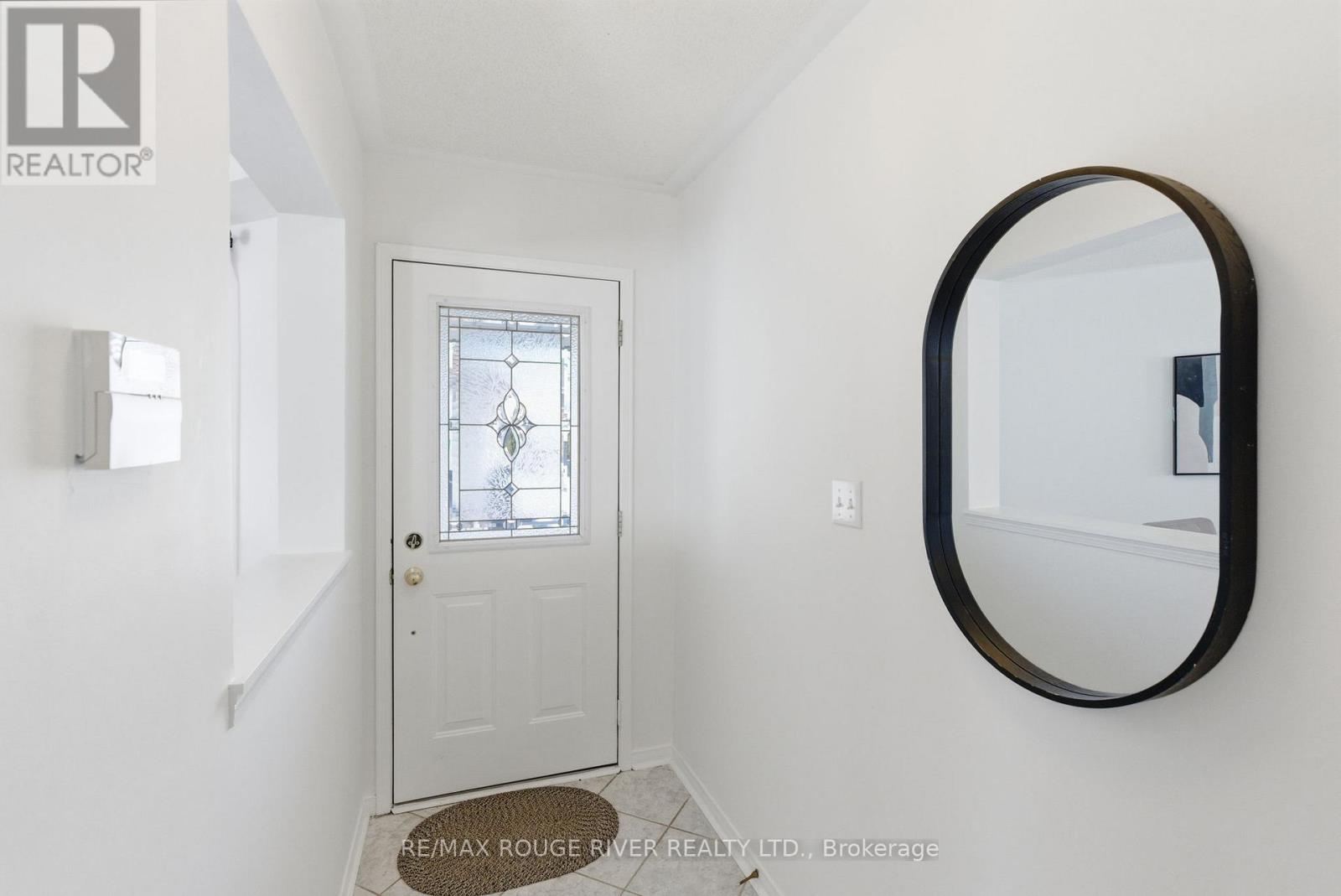 82 Havenwood Place, Whitby, Ontario  L1N 9V7 - Photo 3 - E12935476