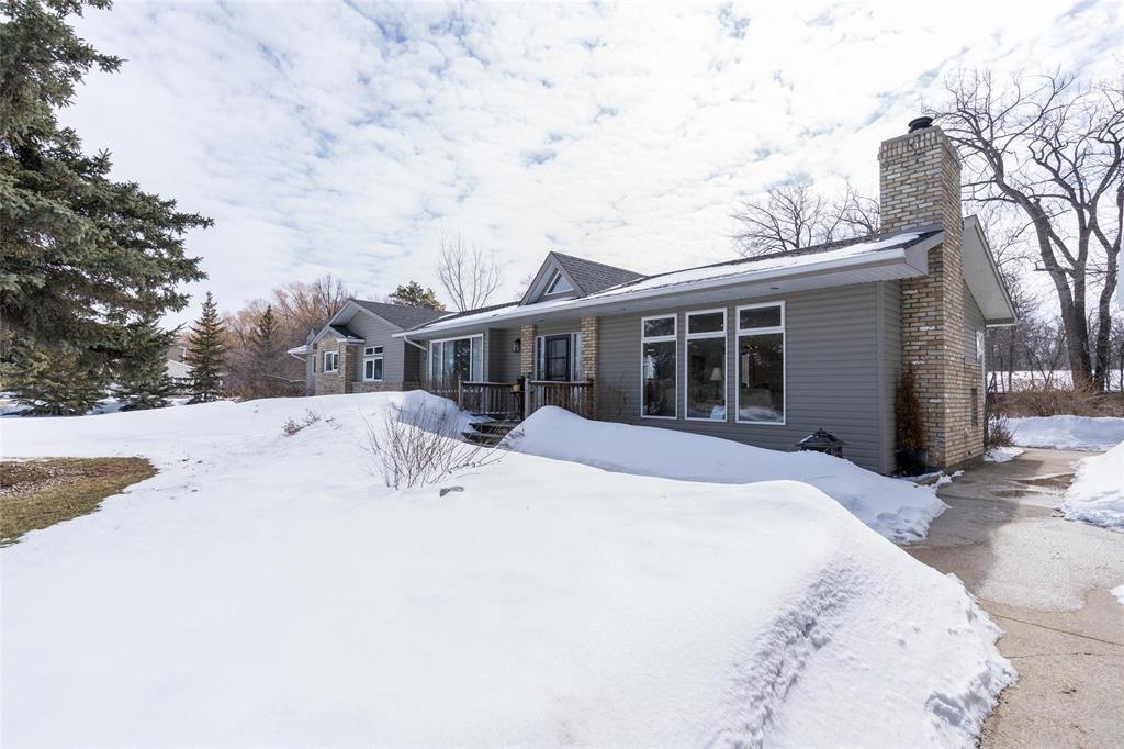 34108 East Angle Road, Portage La Prairie Rm, Manitoba  R1N 3B2 - Photo 1 - 202606240