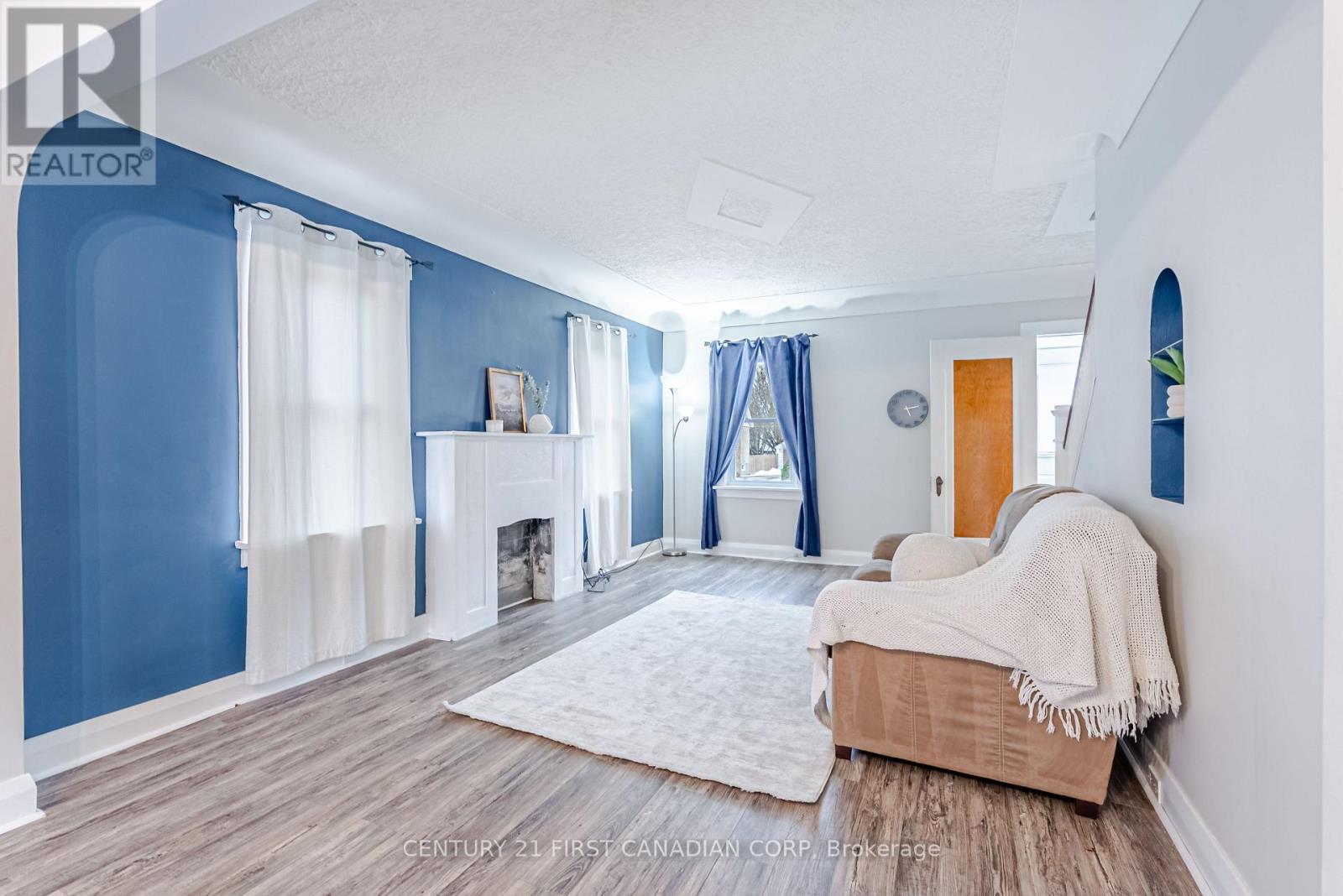 108 Myrtle Street, St. Thomas, Ontario  N5R 2G3 - Photo 15 - X12943844