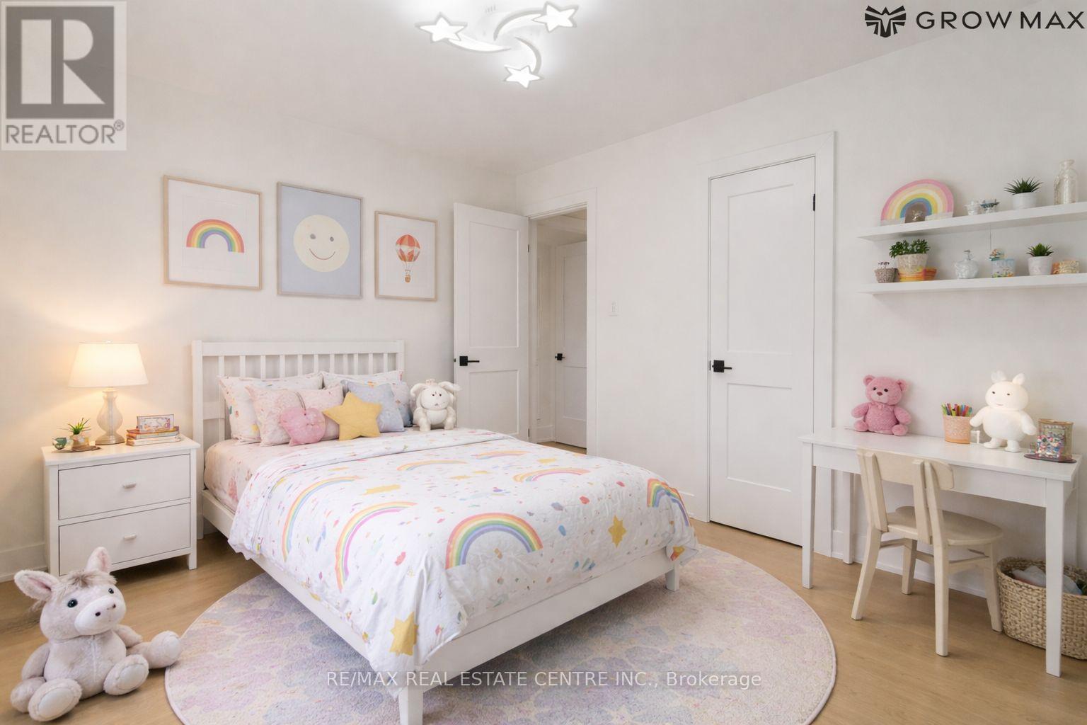 1328 Bunnell Drive, Burlington, Ontario  L7P 2E1 - Photo 13 - W12909164