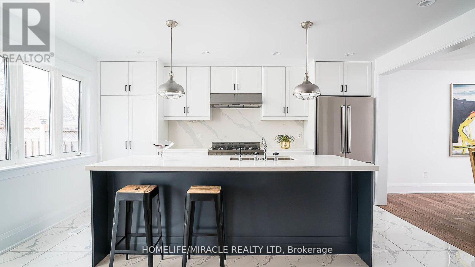 Upper - 157 Valeria Boulevard, Vaughan (East Woodbridge), Ontario  L4L 6W4 - Photo 13 - N12820496