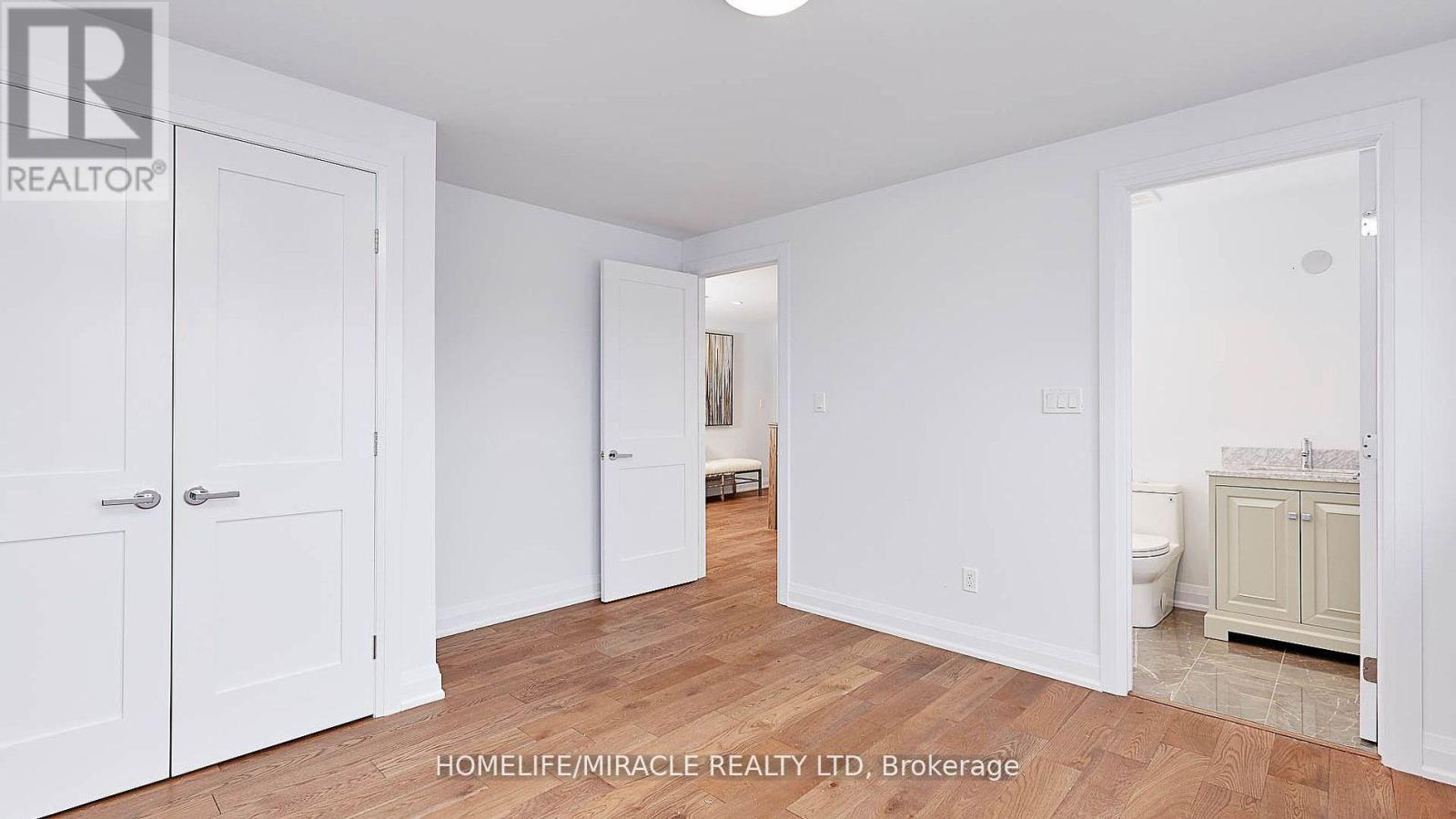 Upper - 157 Valeria Boulevard, Vaughan (East Woodbridge), Ontario  L4L 6W4 - Photo 26 - N12820496