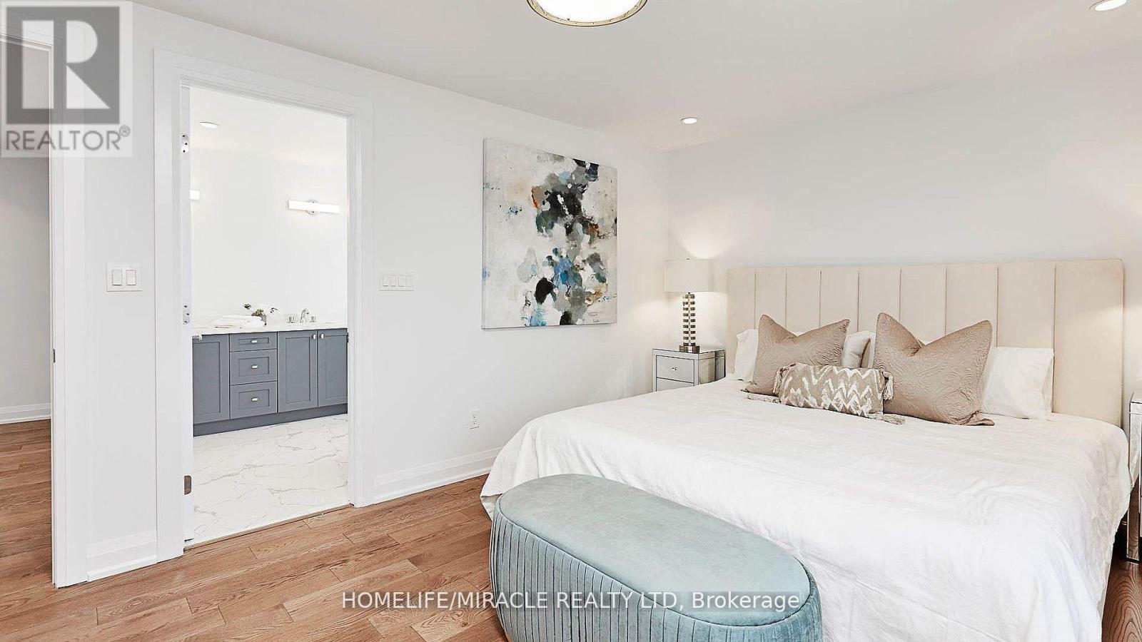 Upper - 157 Valeria Boulevard, Vaughan (East Woodbridge), Ontario  L4L 6W4 - Photo 20 - N12820496