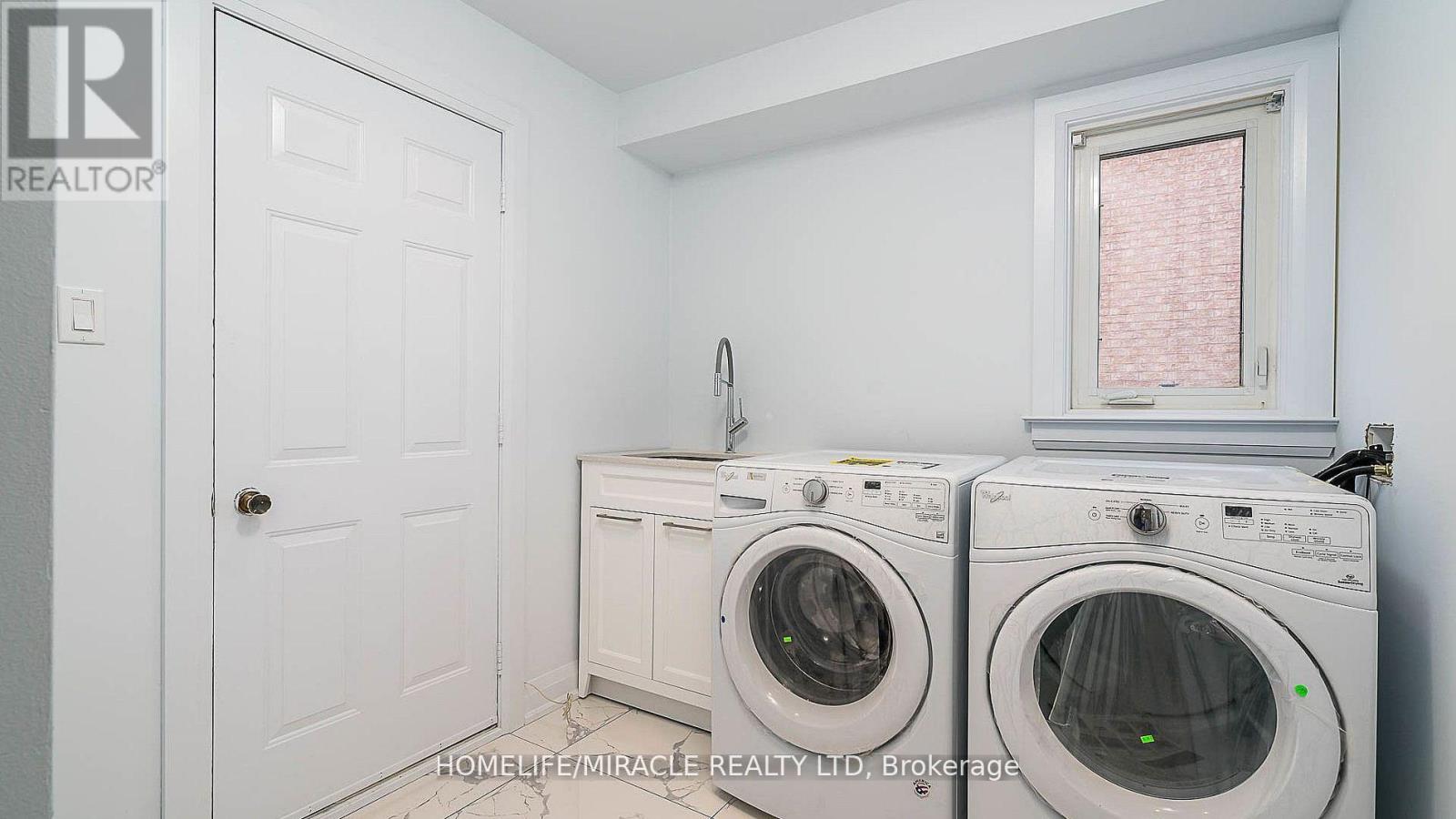 Upper - 157 Valeria Boulevard, Vaughan (East Woodbridge), Ontario  L4L 6W4 - Photo 35 - N12820496