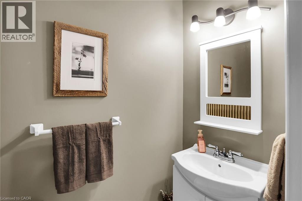 5134 Oakwood Avenue, Beamsville, Ontario  L0R 1B8 - Photo 16 - 40817790