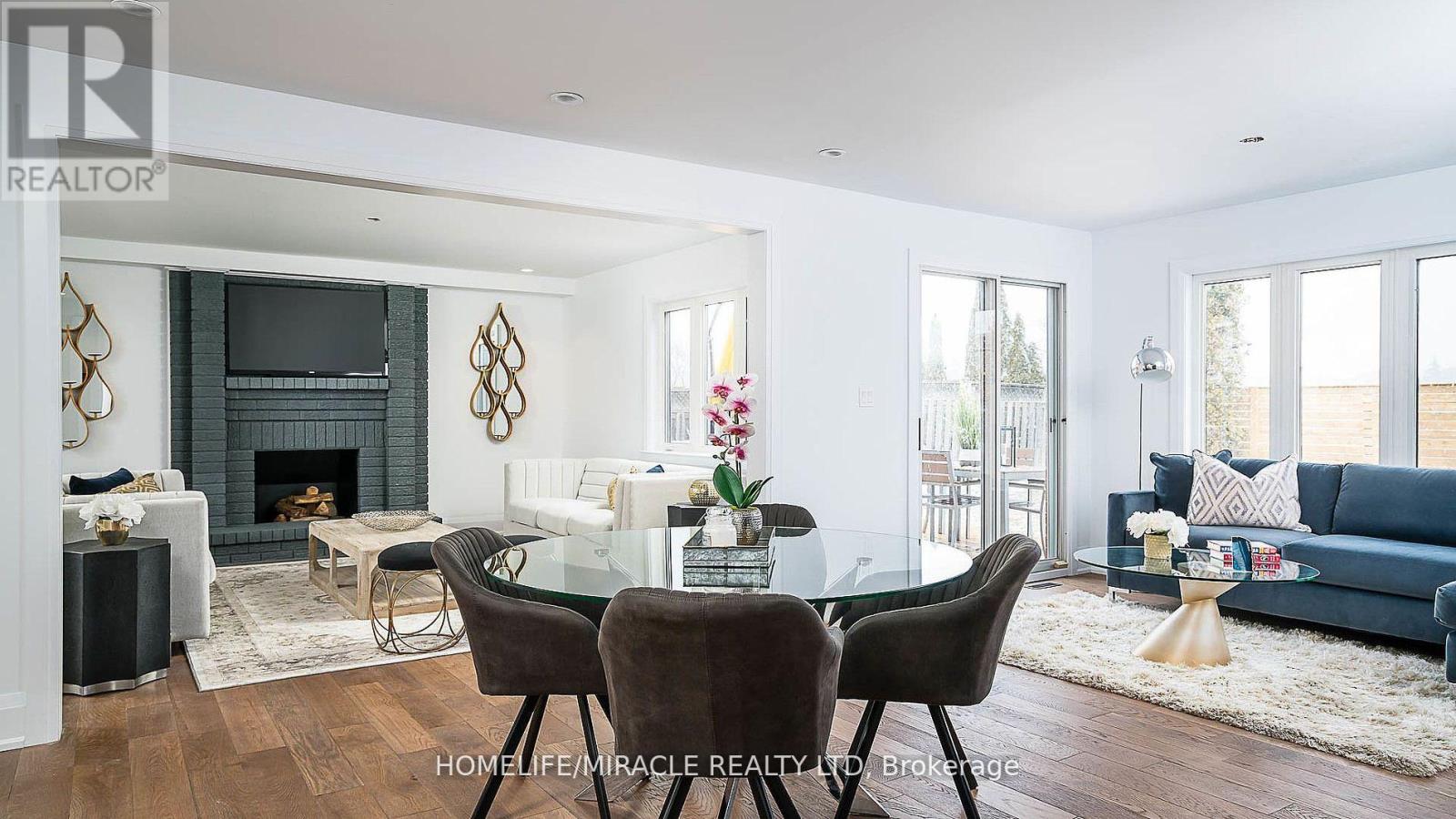 Upper - 157 Valeria Boulevard, Vaughan (East Woodbridge), Ontario  L4L 6W4 - Photo 7 - N12820496