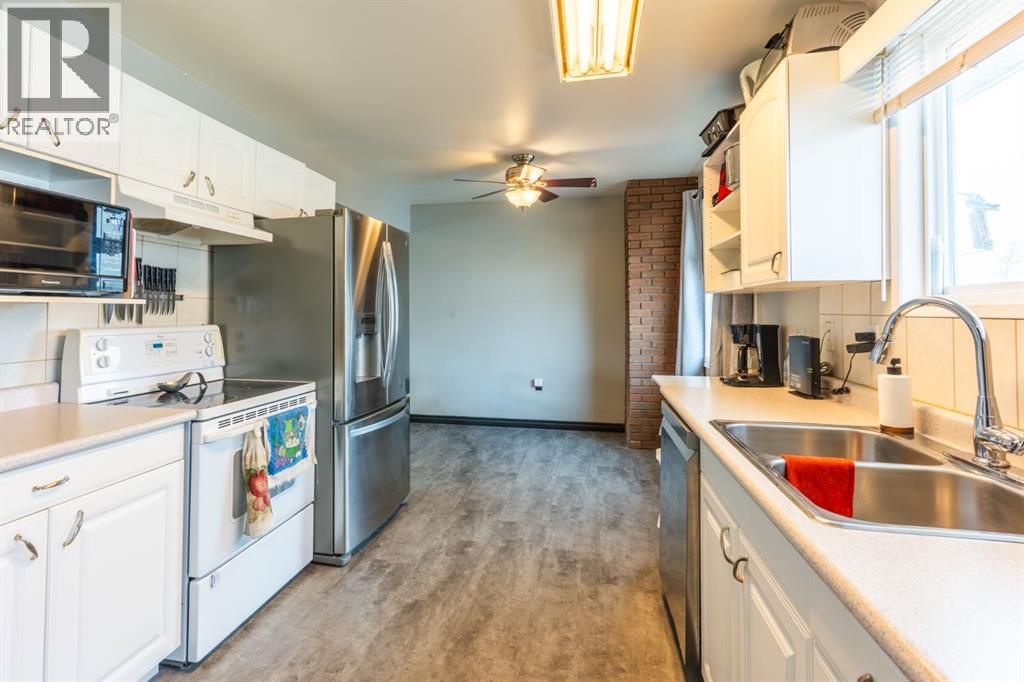 60 Gray Crescent Nw, Medicine Hat, Alberta  T1A 7E1 - Photo 9 - A2286501