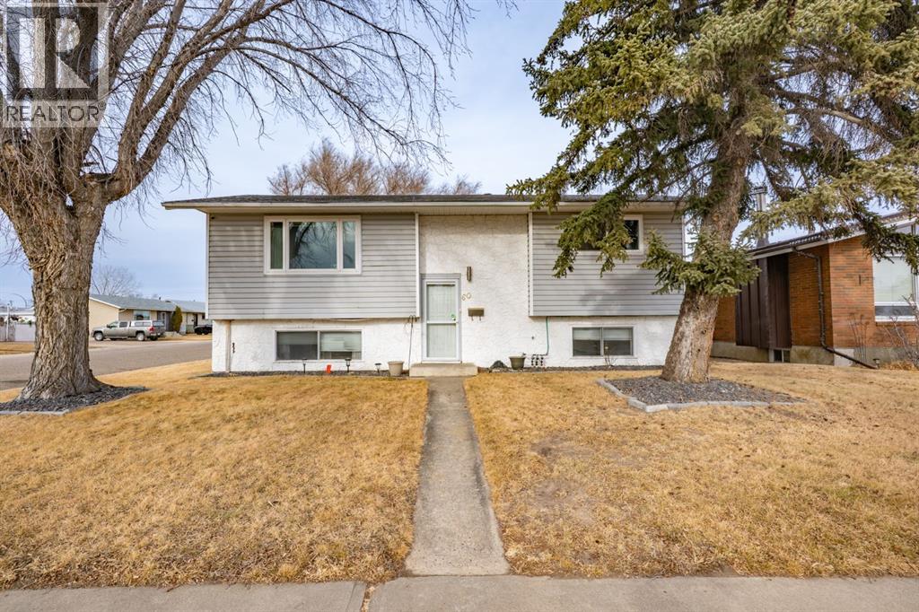 60 Gray Crescent Nw, Medicine Hat, Alberta  T1A 7E1 - Photo 1 - A2286501