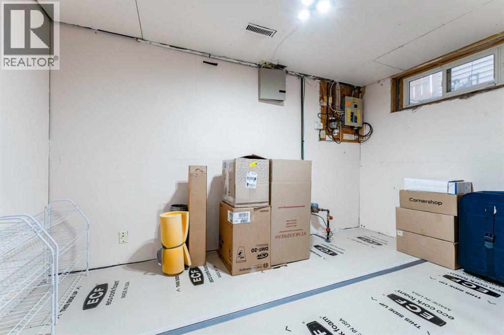 6640 Temple Drive NE, Calgary, Alberta  T1Y 5V6 - Photo 21 - A2270141