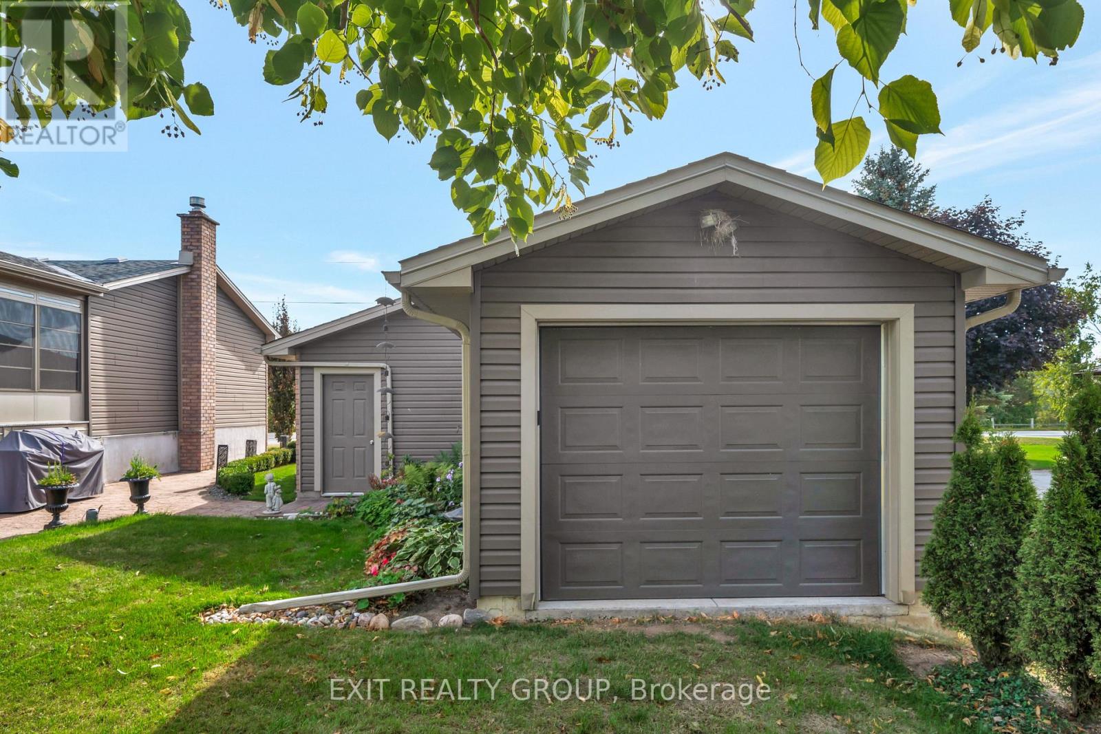 256 South Trent Street, Quinte West, Ontario  K0K 2C0 - Photo 44 - X12960094