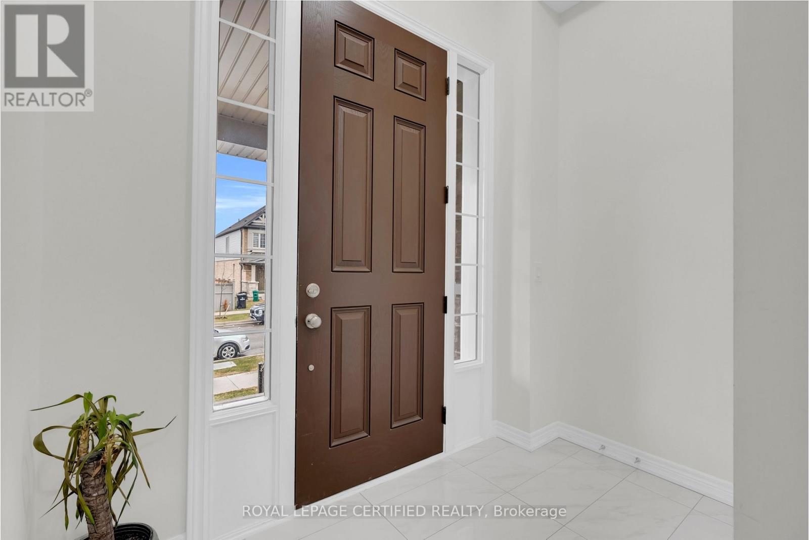 66 Grassbourne Avenue, Kitchener, Ontario  N2R 0S5 - Photo 9 - X12959642