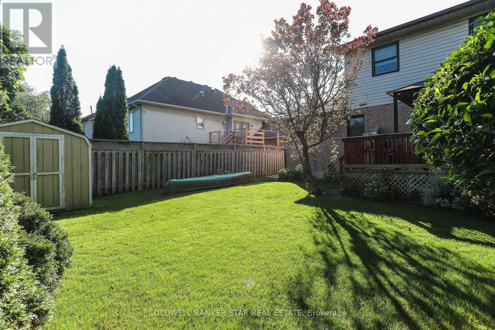 Photo 24 of 32 for 31 Sinclair Crescent