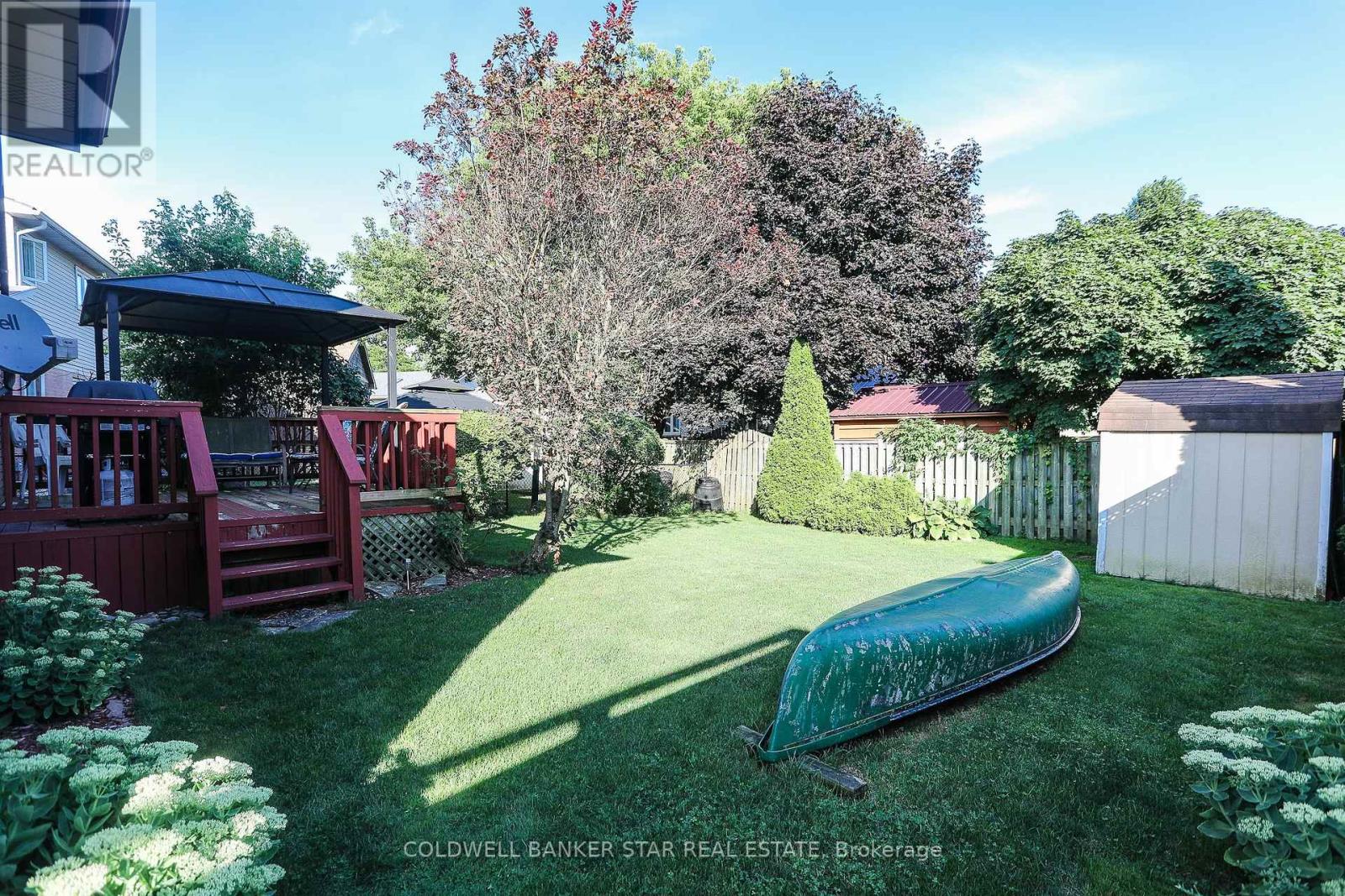 Photo 31 of 32 for 31 Sinclair Crescent