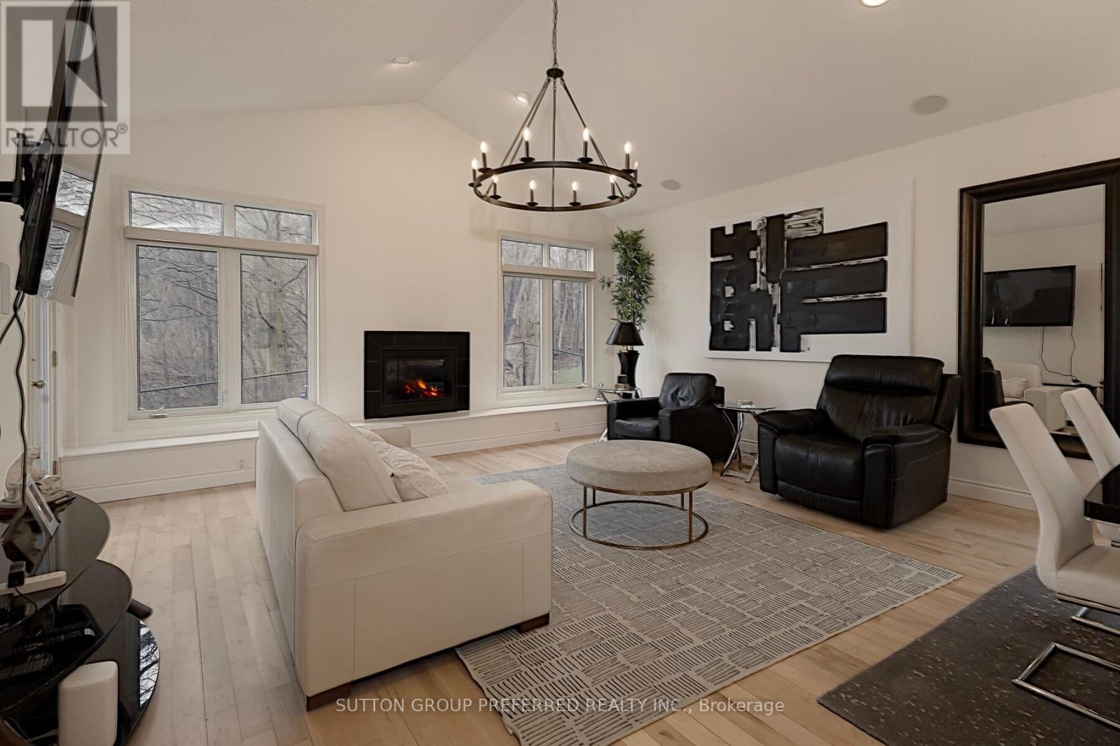 1 - 1617 Shore Road, London South, Ontario  N6K 5C3 - Photo 10 - X12960232