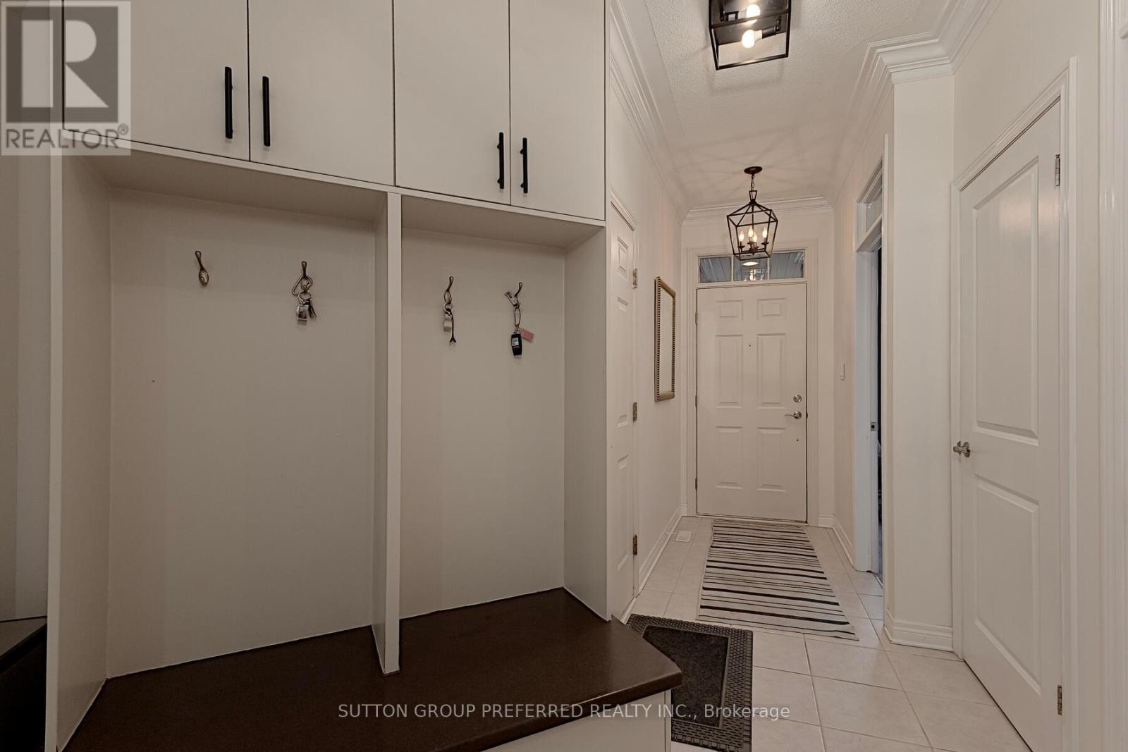 1 - 1617 Shore Road, London South, Ontario  N6K 5C3 - Photo 5 - X12960232