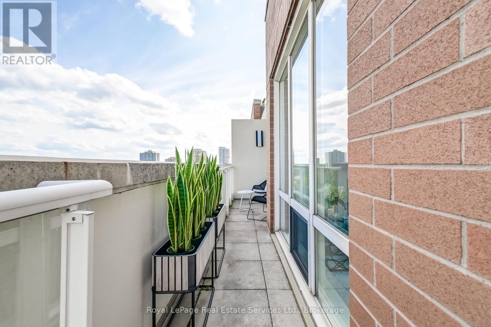 Ph1 - 60 Old Mill Road, Oakville, Ontario  L6J 7V9 - Photo 44 - W12779720