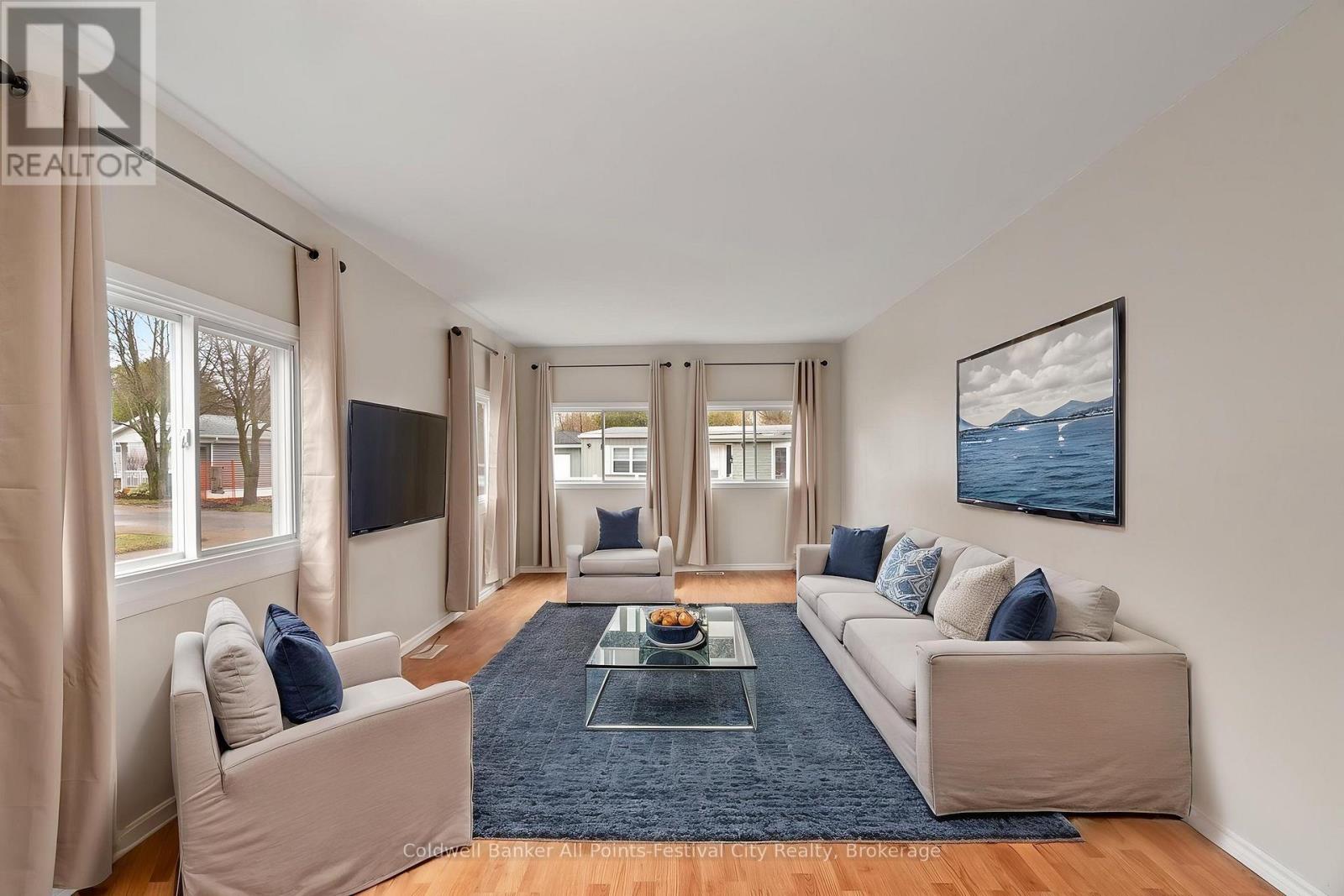 28 Sutton Drive, Ashfield-Colborne-Wawanosh, Ontario  N7A 3Y3 - Photo 7 - X12959834