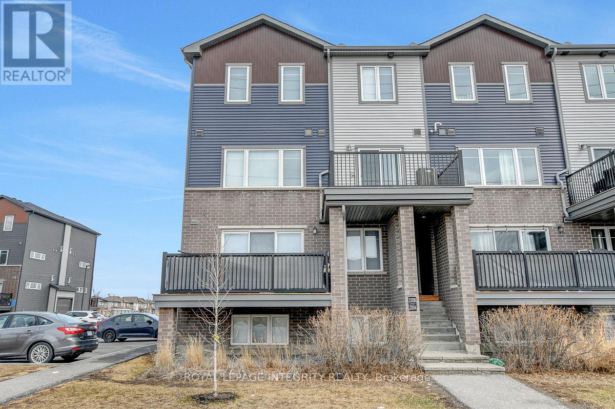 2335A MER BLEU ROAD, Ottawa, Ontario