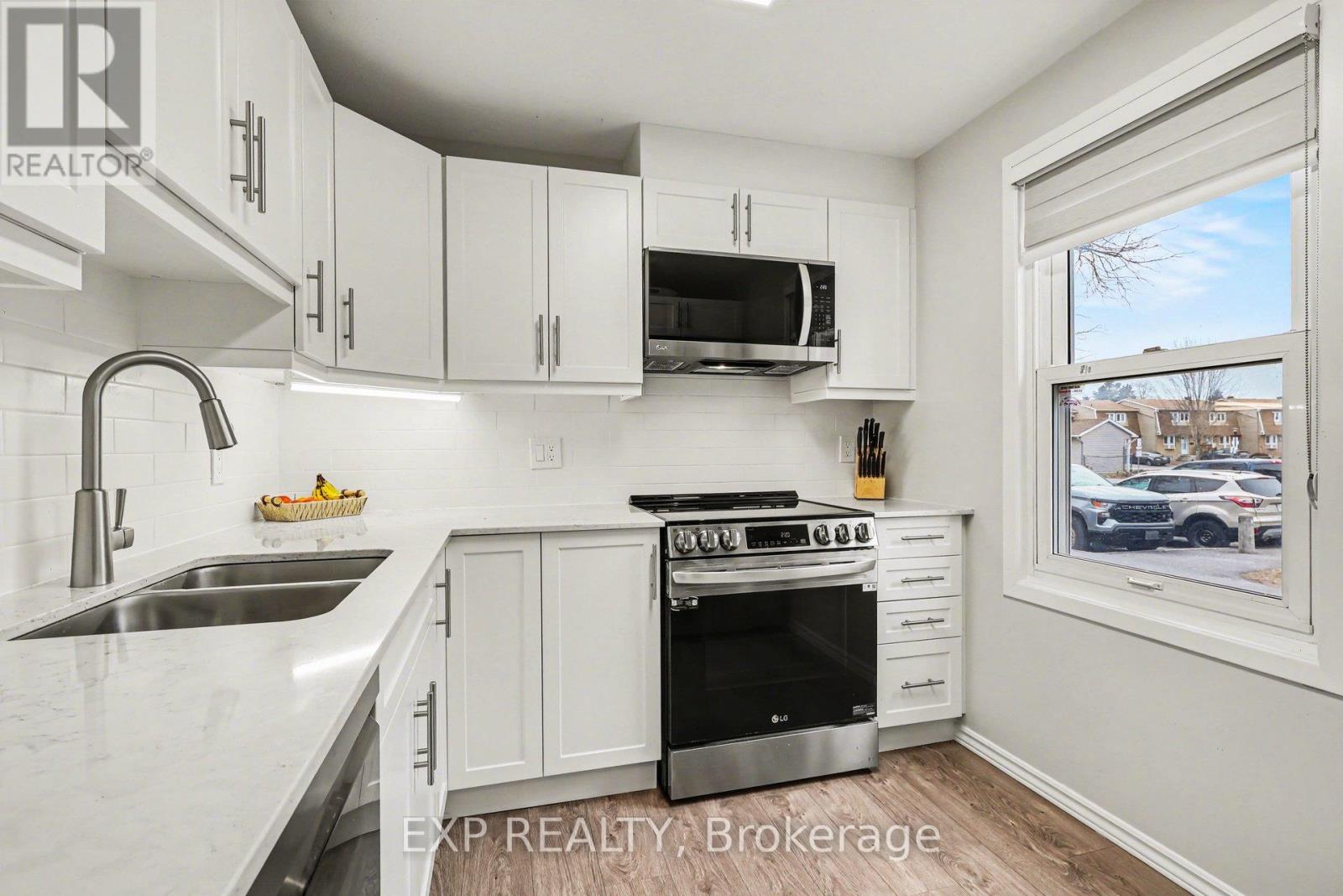 55 - 1765 Lamoureux Drive, Ottawa, Ontario  K1E 2N5 - Photo 9 - X12960108