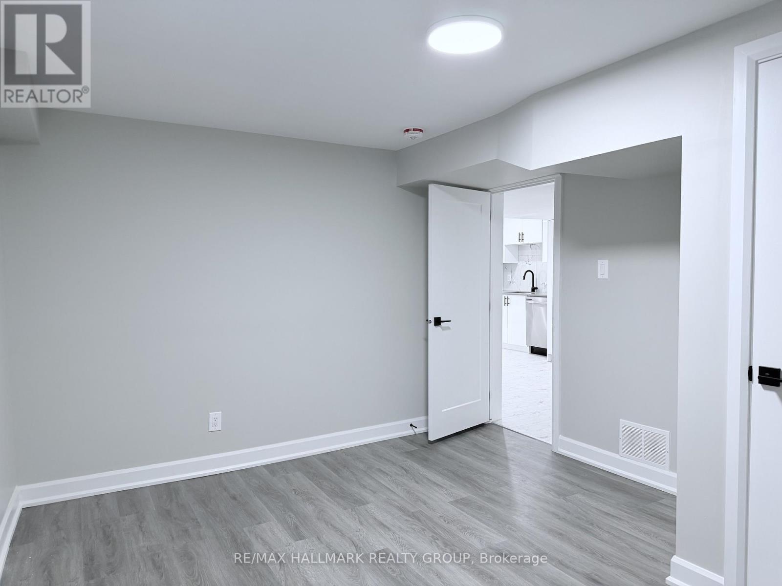 1 - 131 Camelia Avenue, Ottawa, Ontario  K1K 2X5 - Photo 15 - X12960172