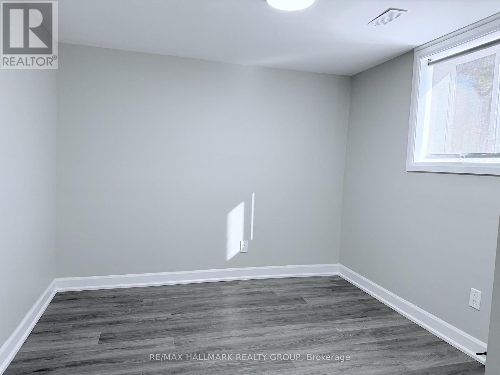 1 - 131 Camelia Avenue, Ottawa, Ontario  K1K 2X5 - Photo 16 - X12960172