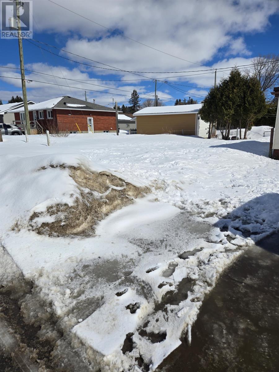 819 Mary St W, Thunder Bay, Ontario  P7E 4L9 - Photo 7 - TB2600617