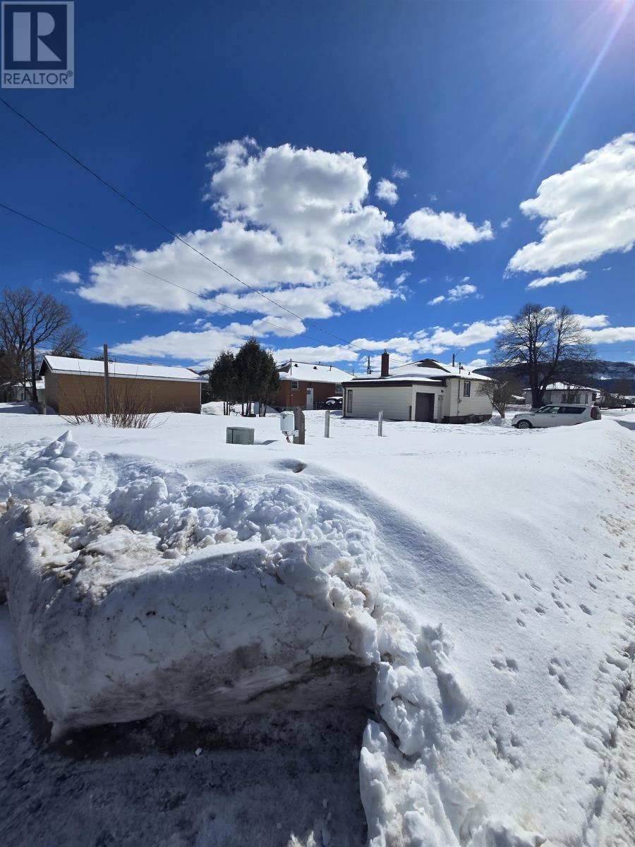 819 Mary St W, Thunder Bay, Ontario  P7E 4L9 - Photo 4 - TB2600617