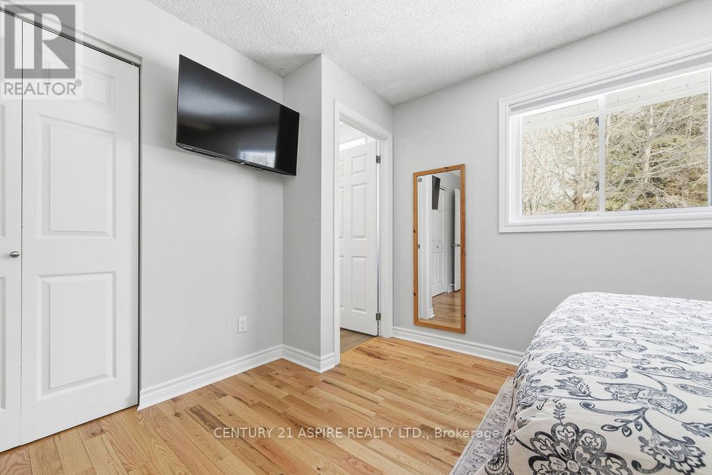 21 Heritage Drive, Petawawa, Ontario  K8H 3K9 - Photo 19 - X12960282