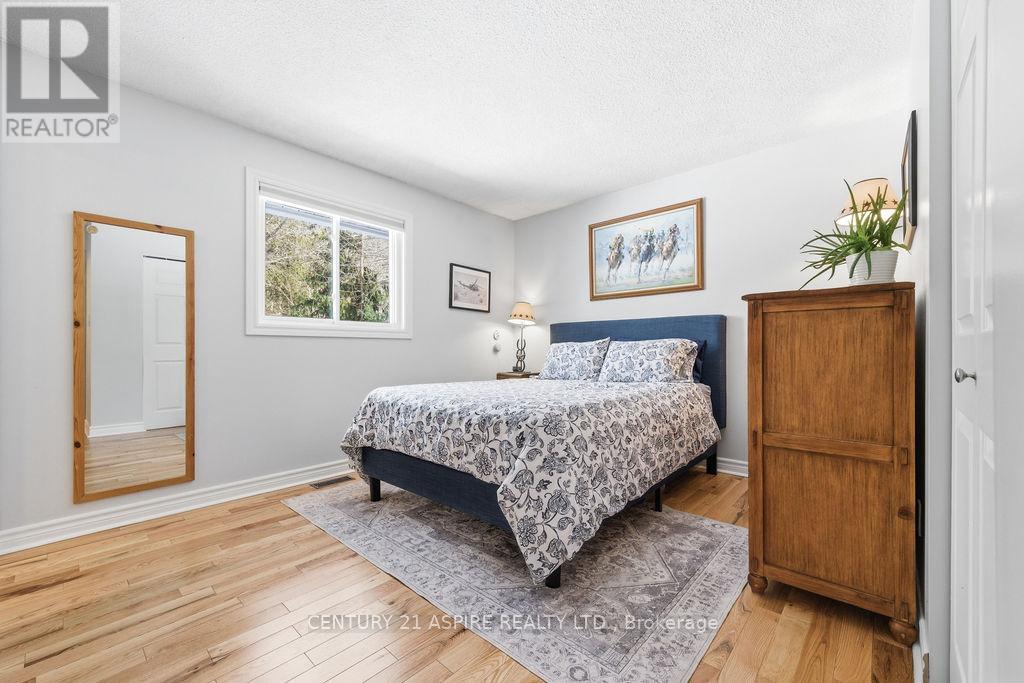 21 Heritage Drive, Petawawa, Ontario  K8H 3K9 - Photo 21 - X12960282