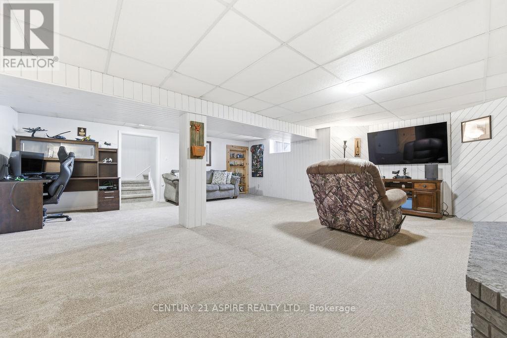 21 Heritage Drive, Petawawa, Ontario  K8H 3K9 - Photo 27 - X12960282