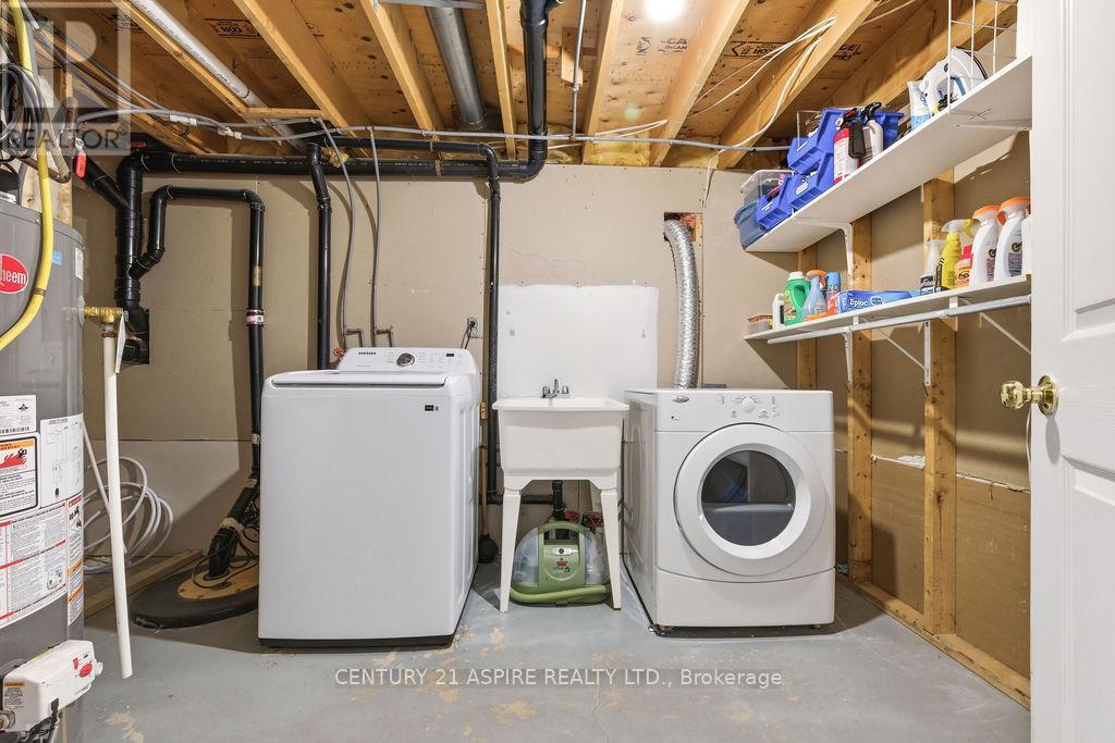 21 Heritage Drive, Petawawa, Ontario  K8H 3K9 - Photo 36 - X12960282