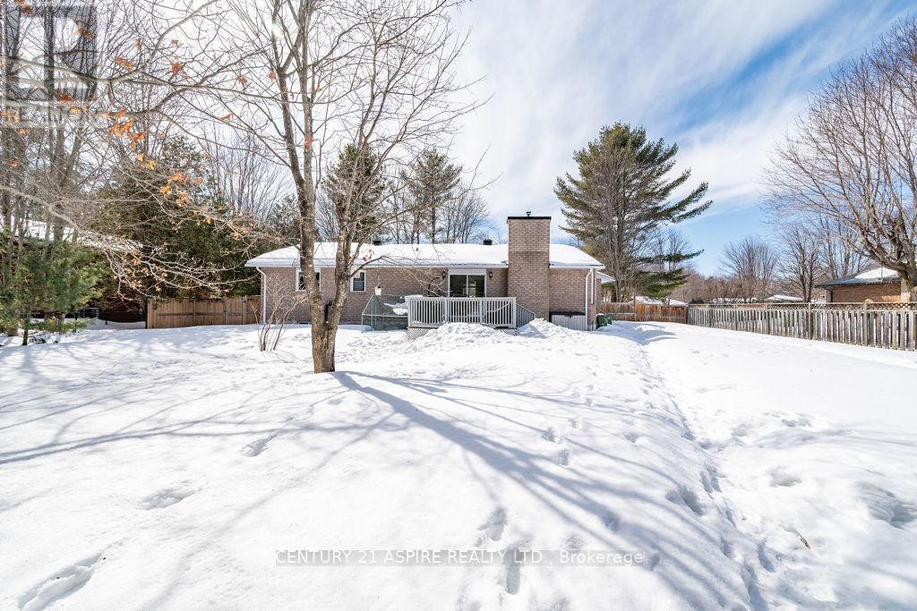 21 Heritage Drive, Petawawa, Ontario  K8H 3K9 - Photo 38 - X12960282