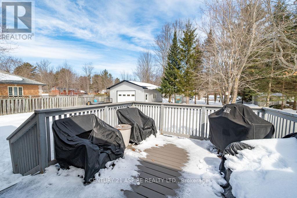 21 Heritage Drive, Petawawa, Ontario  K8H 3K9 - Photo 39 - X12960282