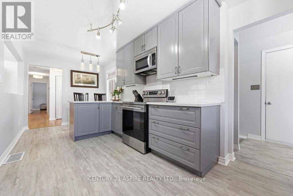 21 Heritage Drive, Petawawa, Ontario  K8H 3K9 - Photo 8 - X12960282