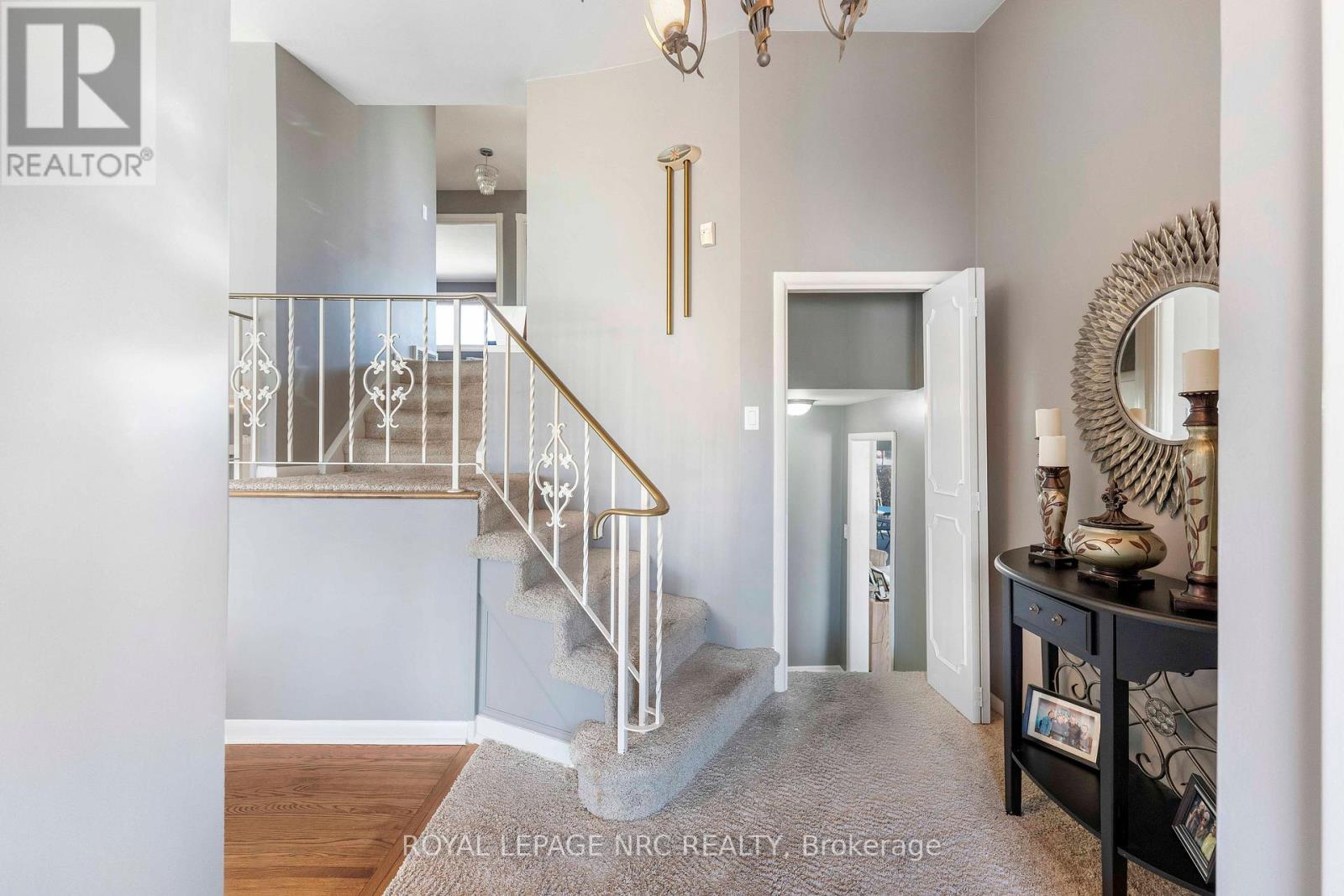 68 Pine Street S, Thorold, Ontario  L2V 3L4 - Photo 10 - X12960106