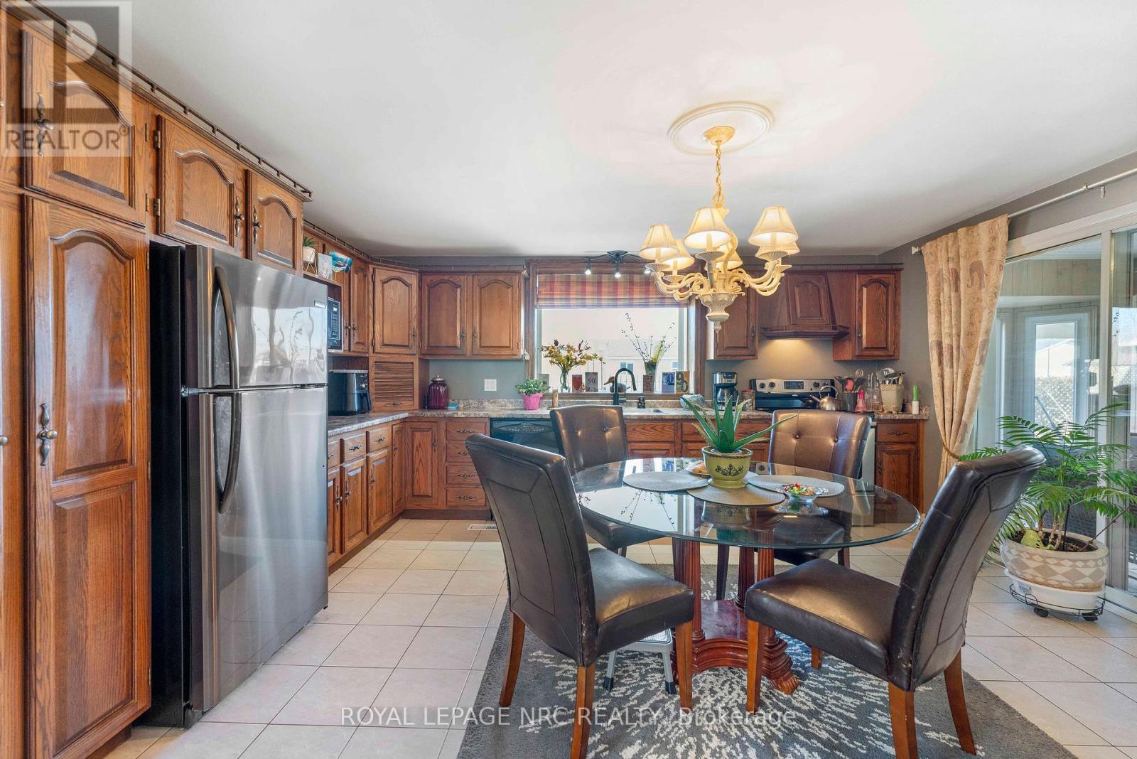 68 Pine Street S, Thorold, Ontario  L2V 3L4 - Photo 18 - X12960106