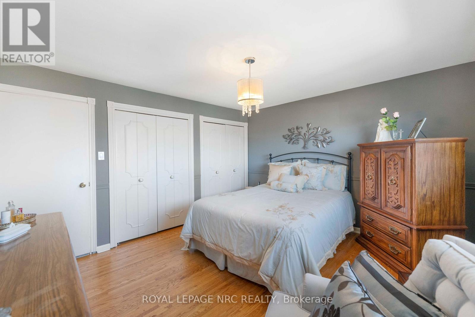 68 Pine Street S, Thorold, Ontario  L2V 3L4 - Photo 30 - X12960106