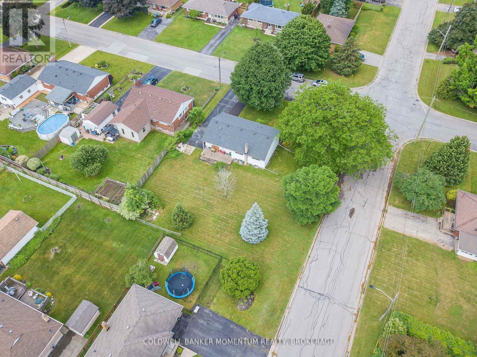 23 & 29 Dexter Drive, Welland, Ontario  L3C 2Y8 - Photo 9 - X12960122