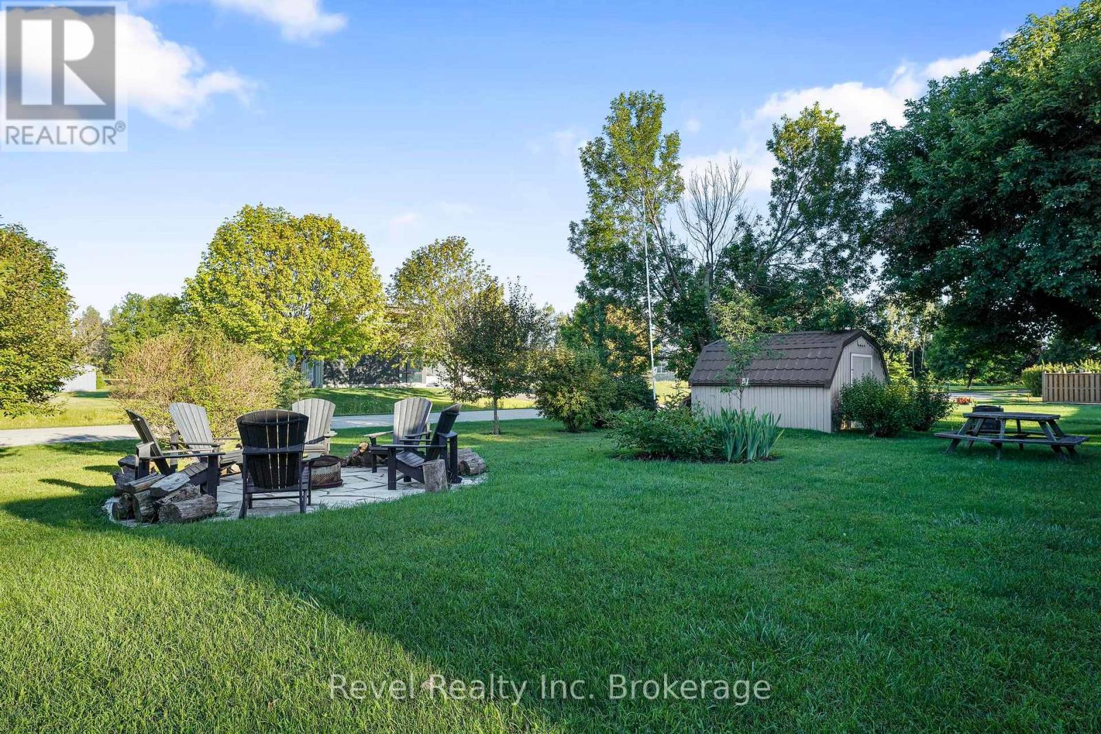 71842 Sunview Avenue, Bluewater, Ontario  N0M 2T0 - Photo 41 - X12960138