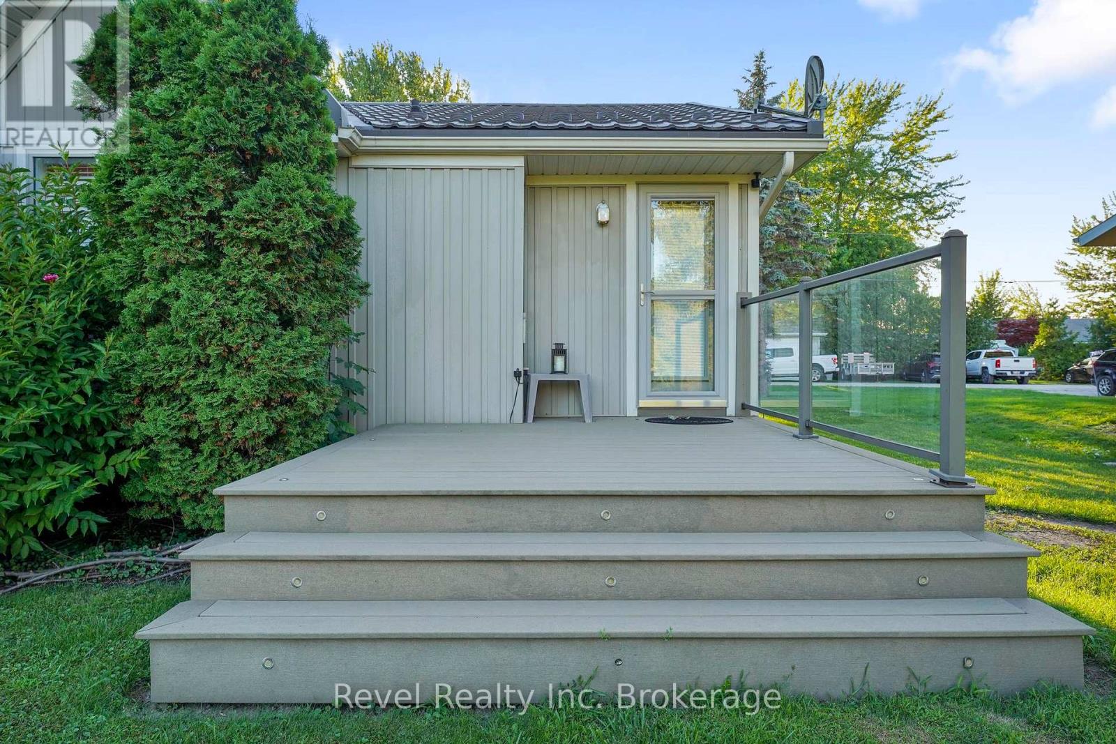 71842 Sunview Avenue, Bluewater, Ontario  N0M 2T0 - Photo 42 - X12960138