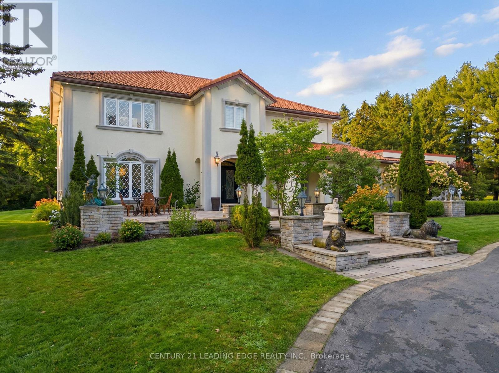 10 BUNTING COURT, Ajax, Ontario