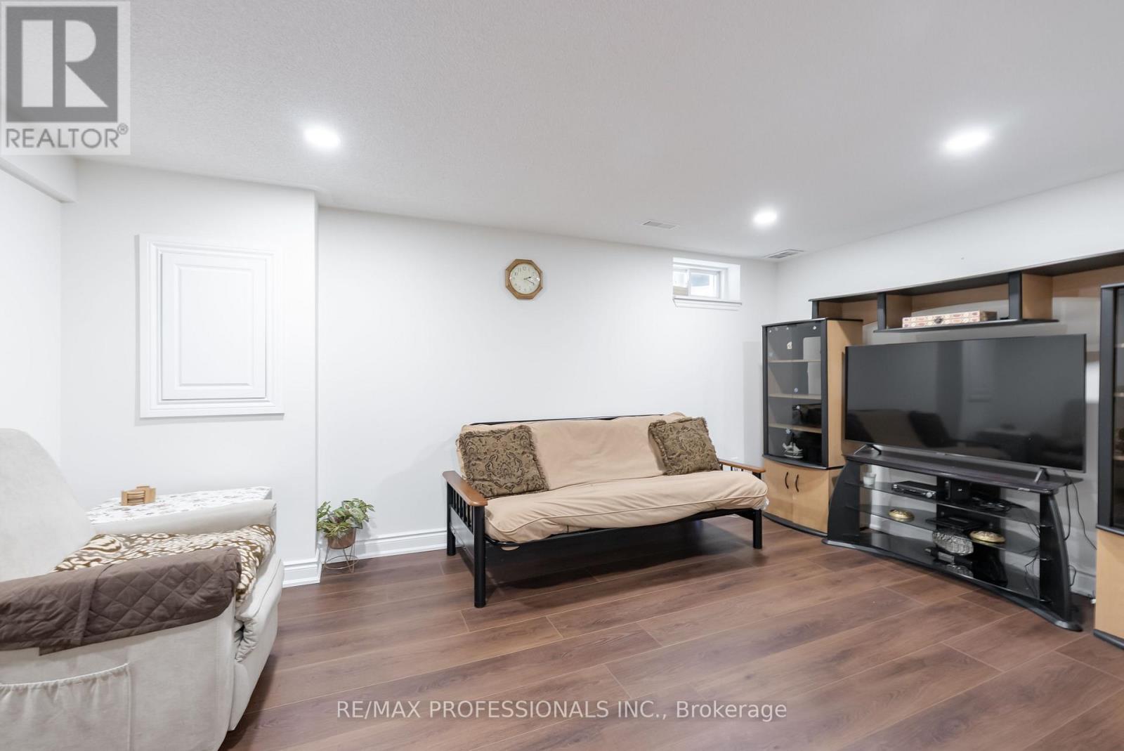 99 Desert Sand Drive, Brampton, Ontario  L6R 1V7 - Photo 29 - W12849968